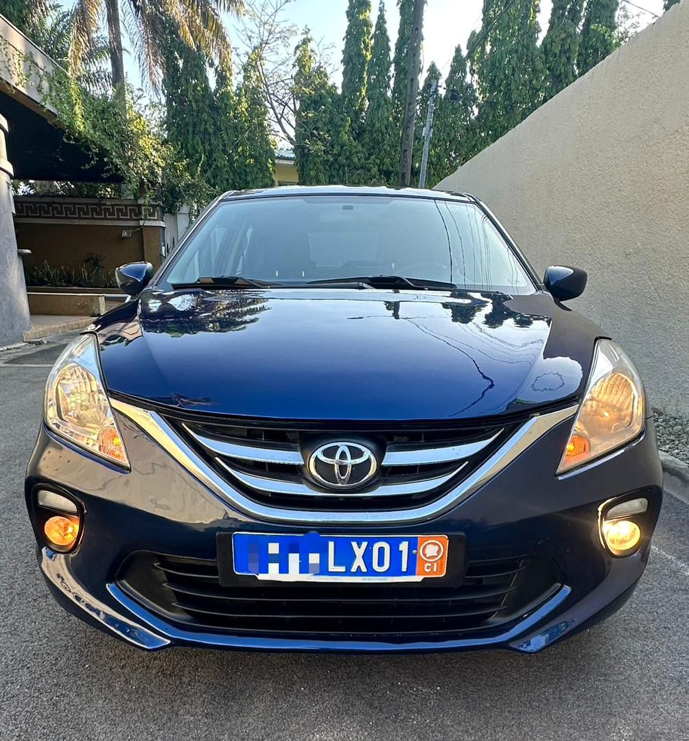 TOYOTA STARLETTE EN VENTE